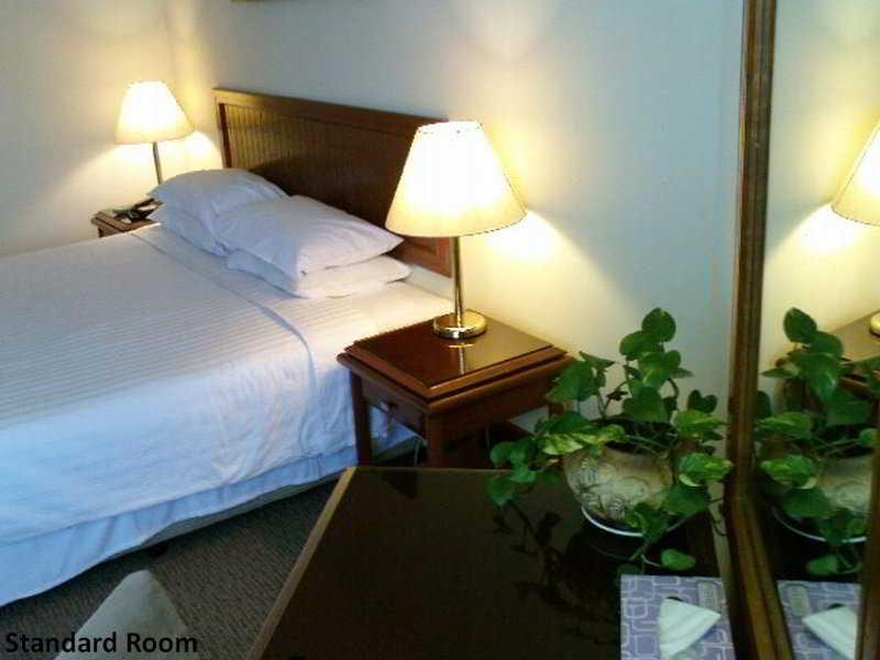 Oakwood Hotel And Residence Куала-Лумпур Номер фото